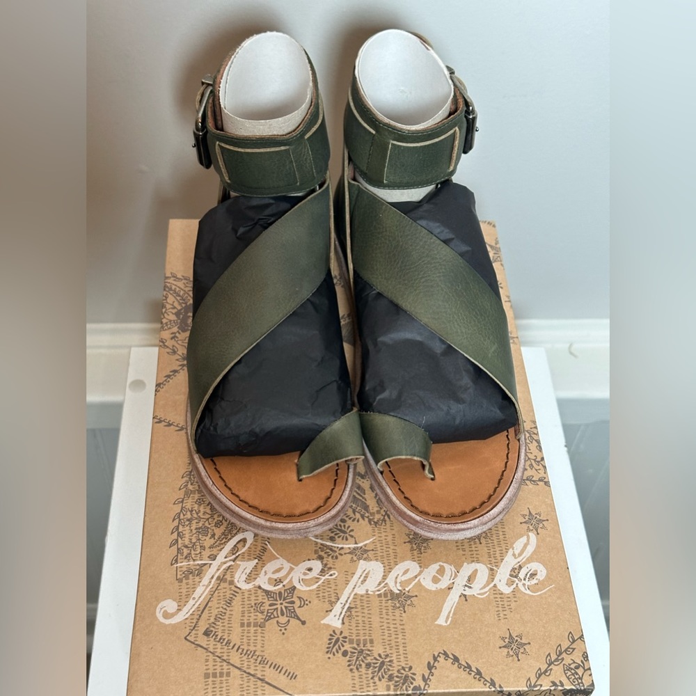 FREE PEOPLE Women’s VALE BOOT SANDALS Khaki size 6 & 9 / Marine 8 New with Box